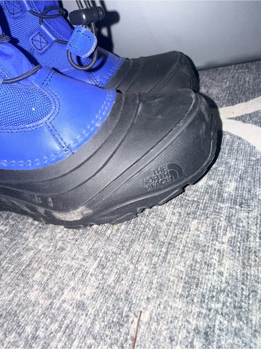The North Face Alpenglow Boots size  7